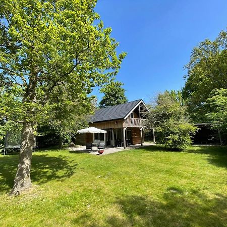 Tofino, Een Comfortabel Vakantiehuis Naast Een Bos En Zwemmeer Villa Gasselte Exterior foto