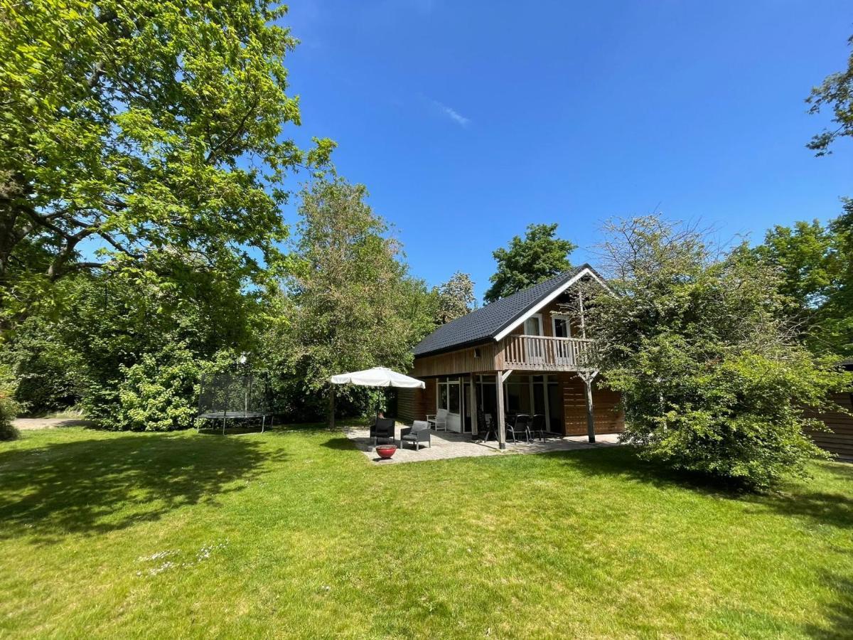 Tofino, Een Comfortabel Vakantiehuis Naast Een Bos En Zwemmeer Villa Gasselte Exterior foto