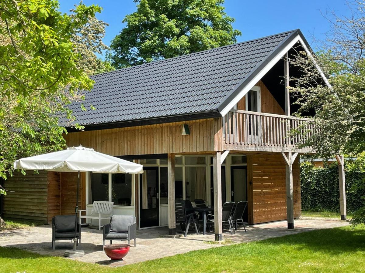 Tofino, Een Comfortabel Vakantiehuis Naast Een Bos En Zwemmeer Villa Gasselte Exterior foto